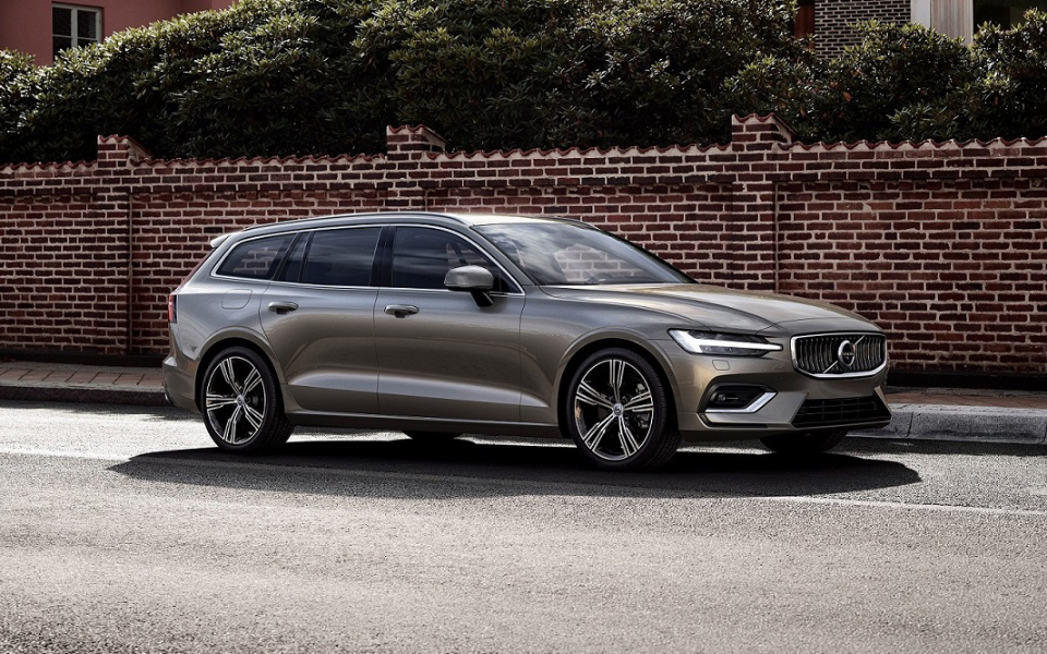 223571_new_volvo_v60_exterior1