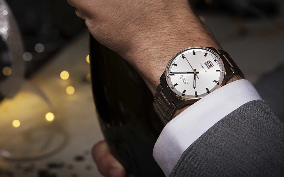 m02162622031-hands-on