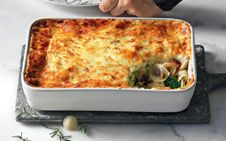 Αφιέρωμα: Μαγειρεύουμε μακαρονάδες φούρνου (11 συνταγές)-6