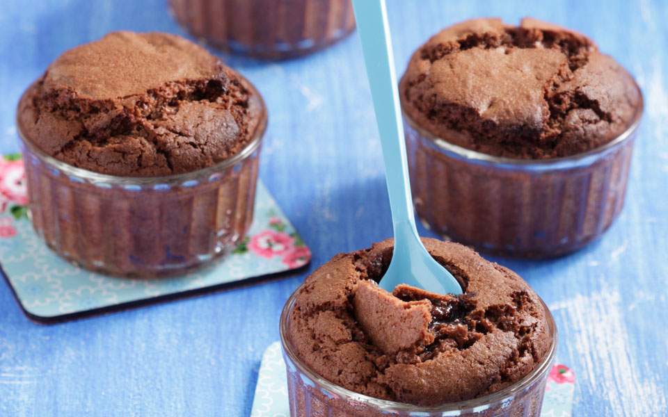 Αφιέρωμα: Κάνουμε βουτιά στη σοκολάτα (21 συνταγές)-4