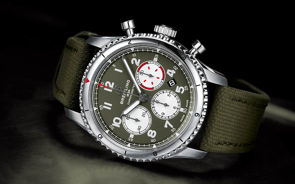 breitling-aviator-8-b01-chrono-43-curtiss-warhawk