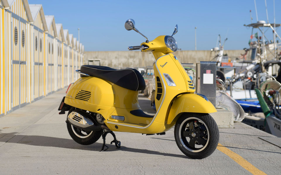 44-vespa-gts-super-300-hpe