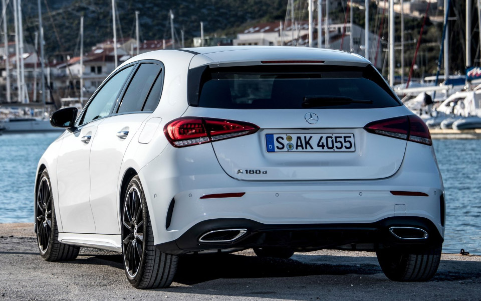 mercedes-benz-a-class-2019-1600-44