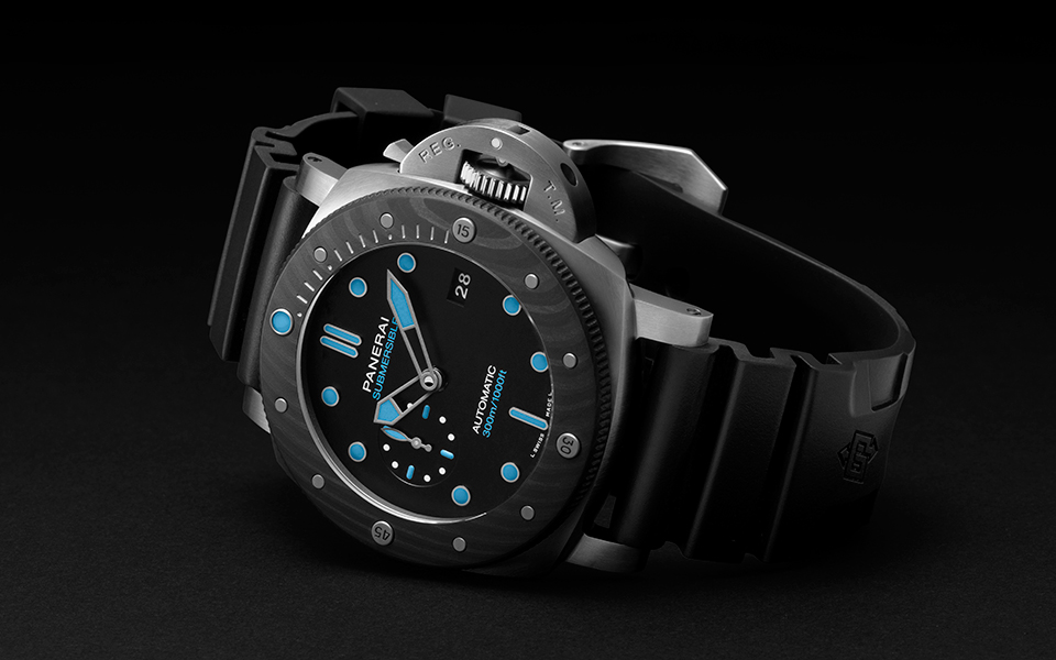 panerai_submersible_bmg-tech_47mm_pam00799_6
