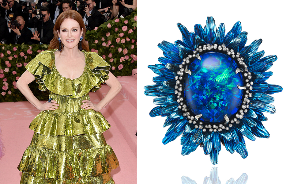 julianne-moore-ring-829687-9001a