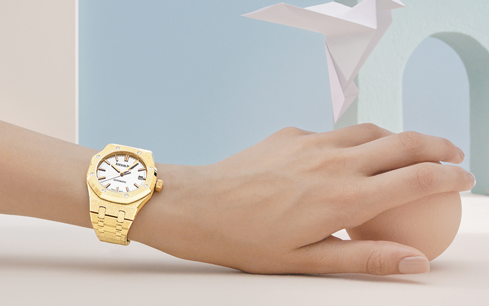 audemars-piguet-frosted-gold-carolina-bucci-1