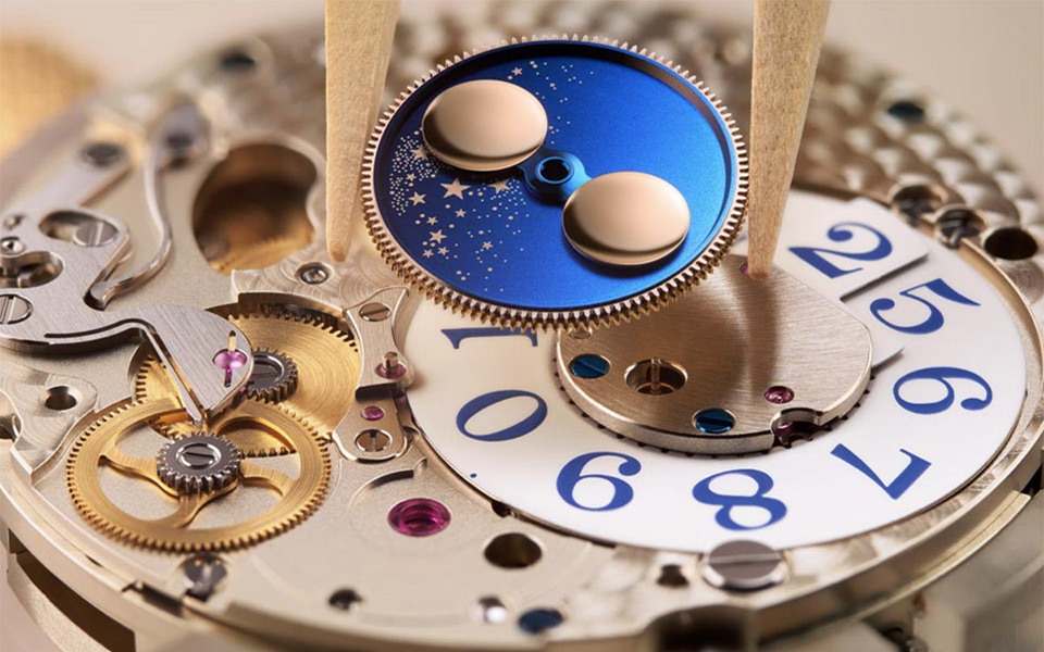 als_lange1_moon_phase_25th_movement-detail