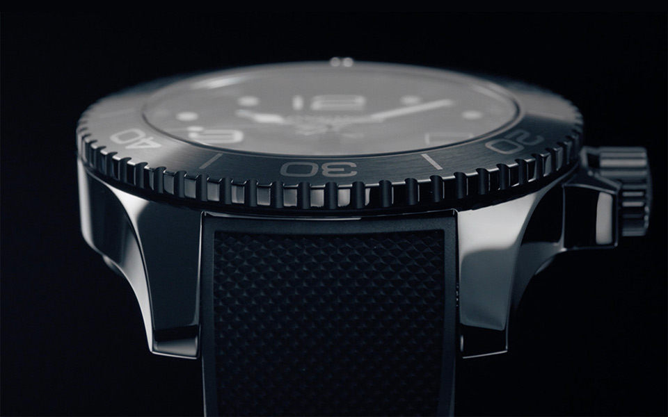 longines-hydroconquest-full-ceramic-profile