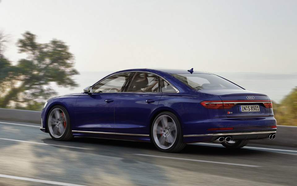 new-audi-s8_b