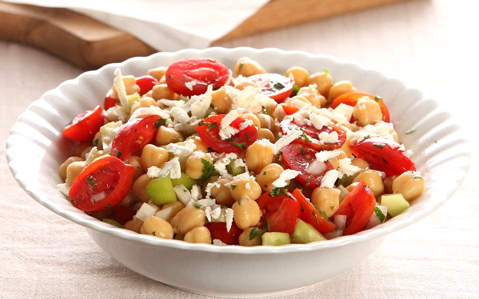 Αφιέρωμα: Καλοκαιρινές σαλάτες-1