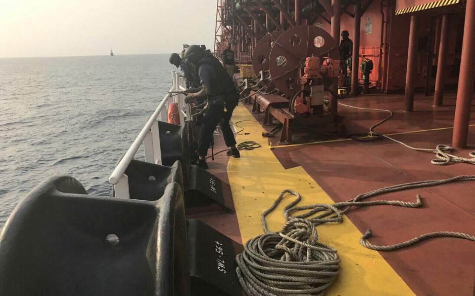 Αιχμάλωτος πειρατών στη ζούγκλα της Νιγηρίας-3