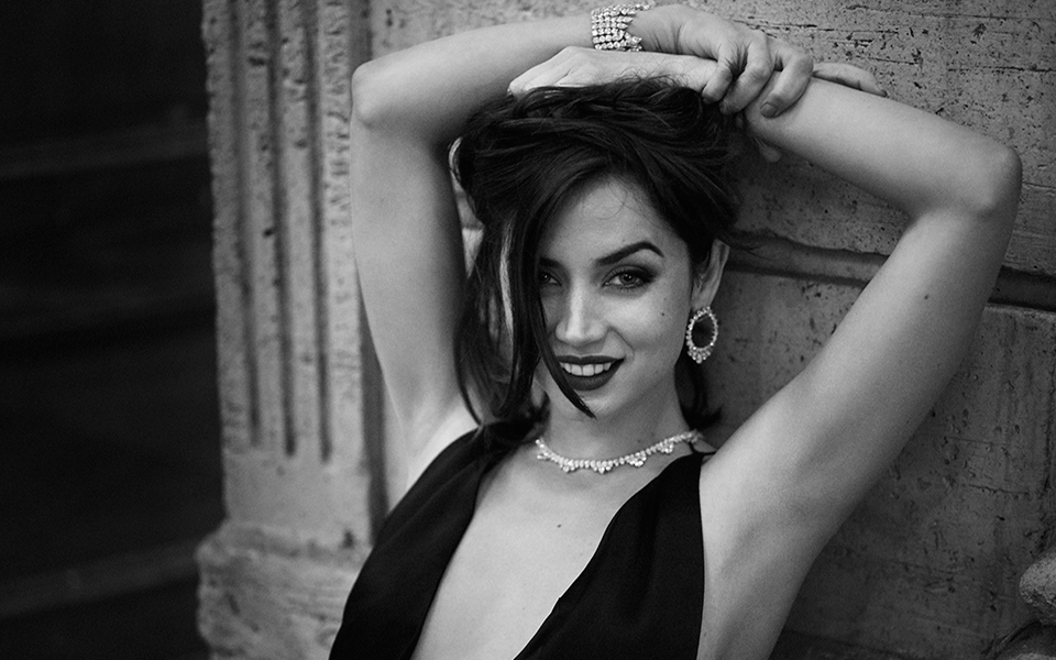ana-de-armas_chopards-green-carpet-collection_bw-greg-williams-4
