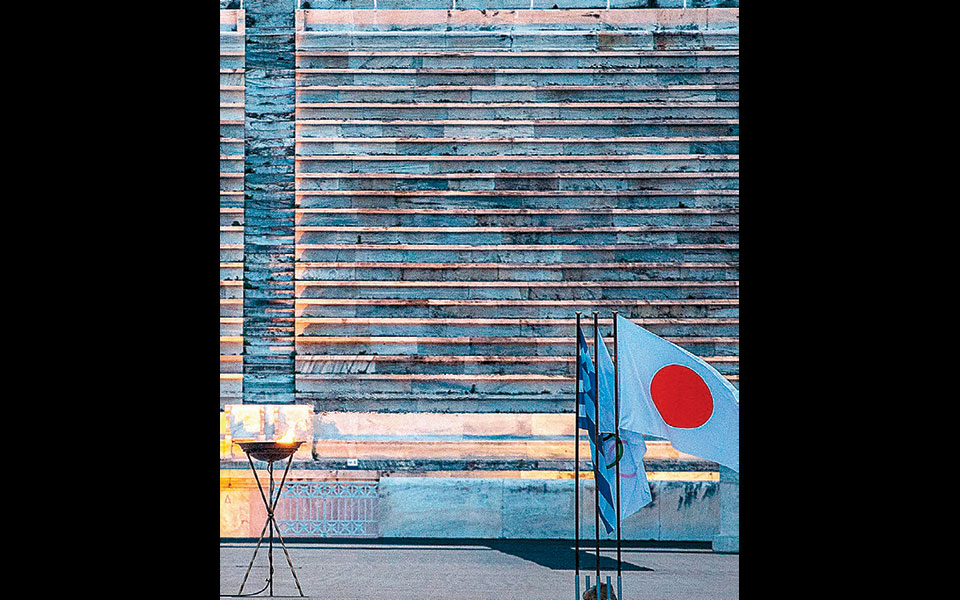 gkat_18_1703_page_1_image_0003