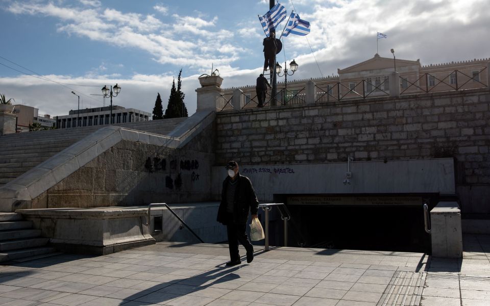 2020-04-16t134839z_1055322917_rc2p5g9oil69_rtrmadp_3_health-coronavirus-easter-greece-lockdown-1