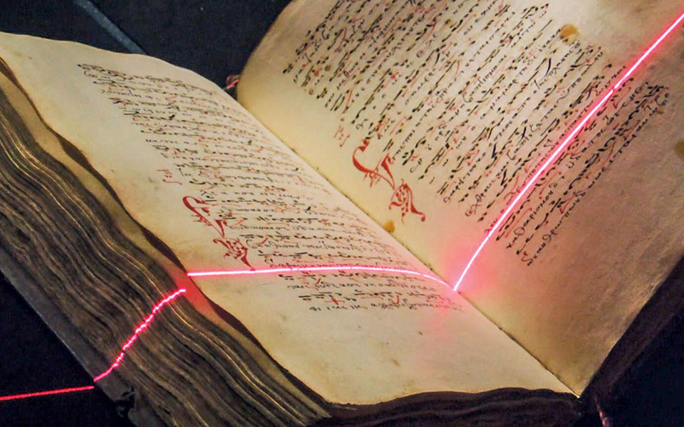 gkat_01_0904_page_1_image_0002