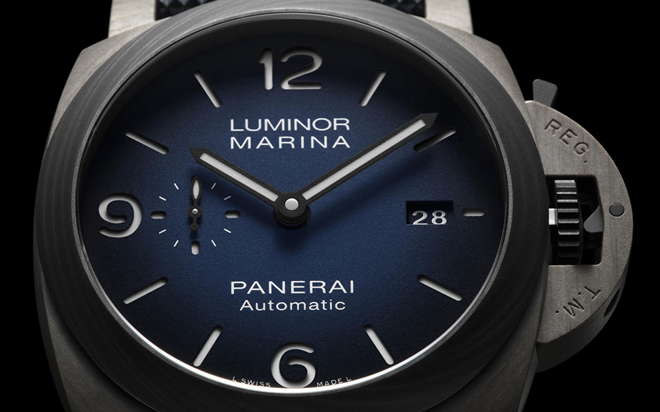 panerai-luminor-marina-fibratech-44mm-zoom