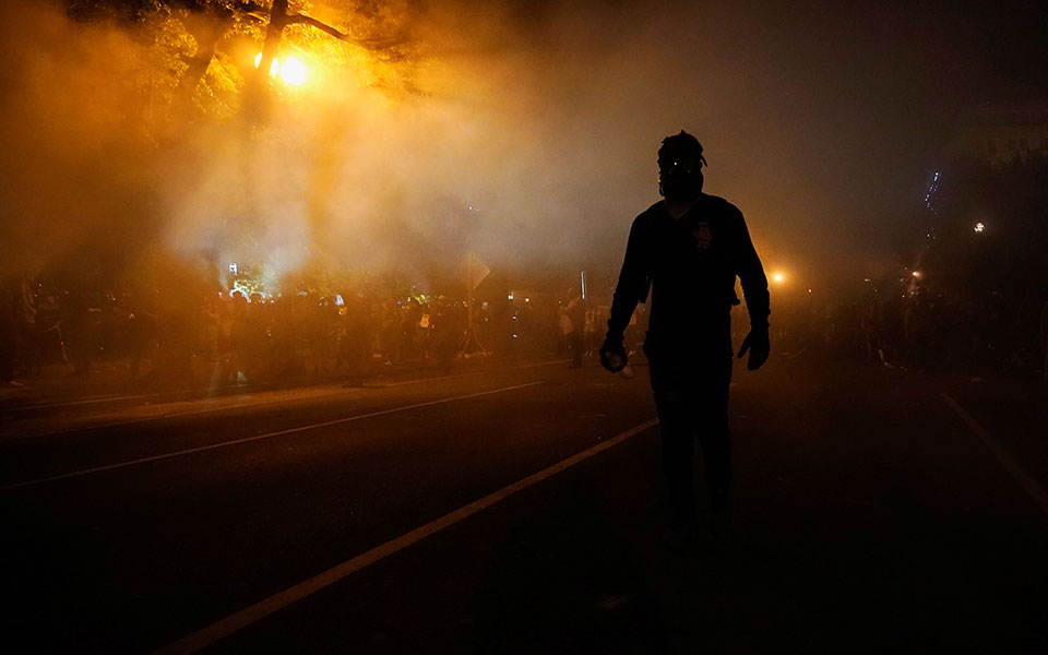 tear-gas-white-house