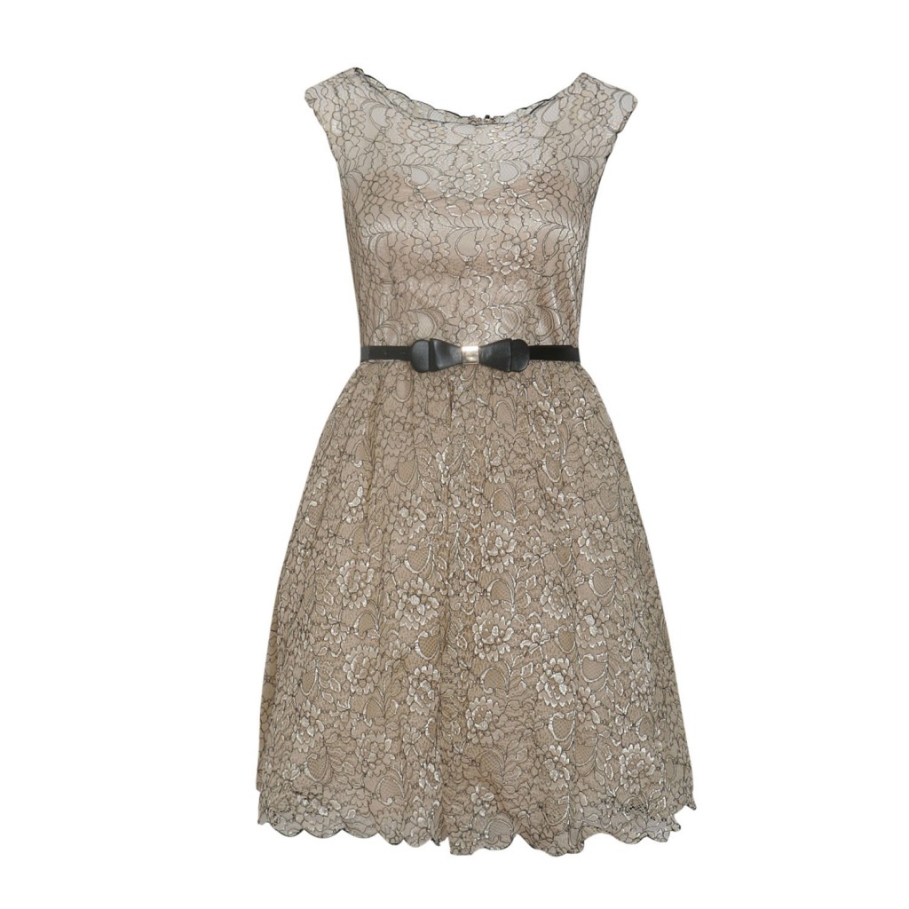 Τα πιο glamorous ρούχα και παπούτσια της αγοράς!-1