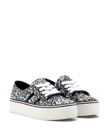 Τα πιο stylish πάνινα παπούτσια-1