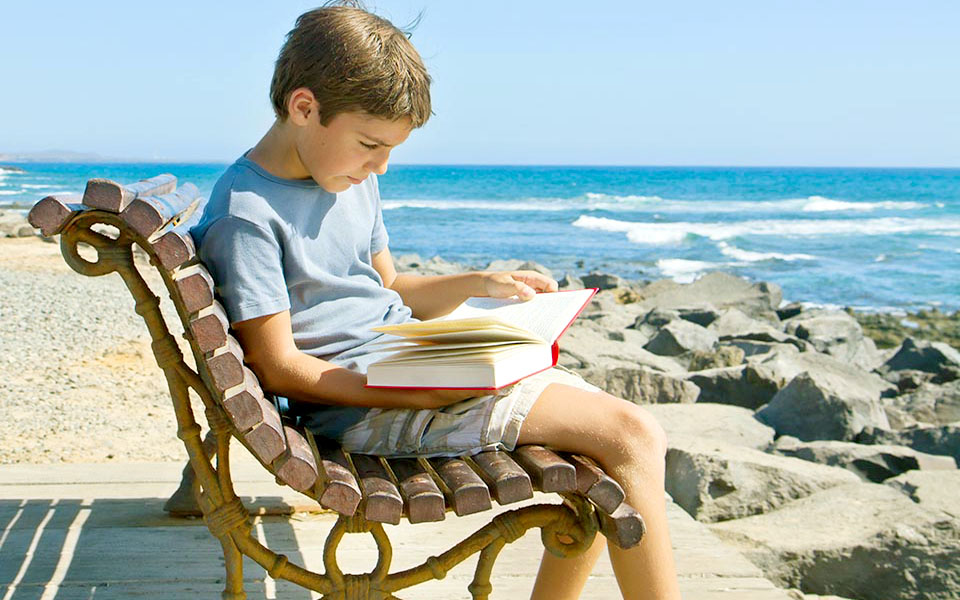 Διαγωνισμός βιβλίων στους Ερευνητές-1