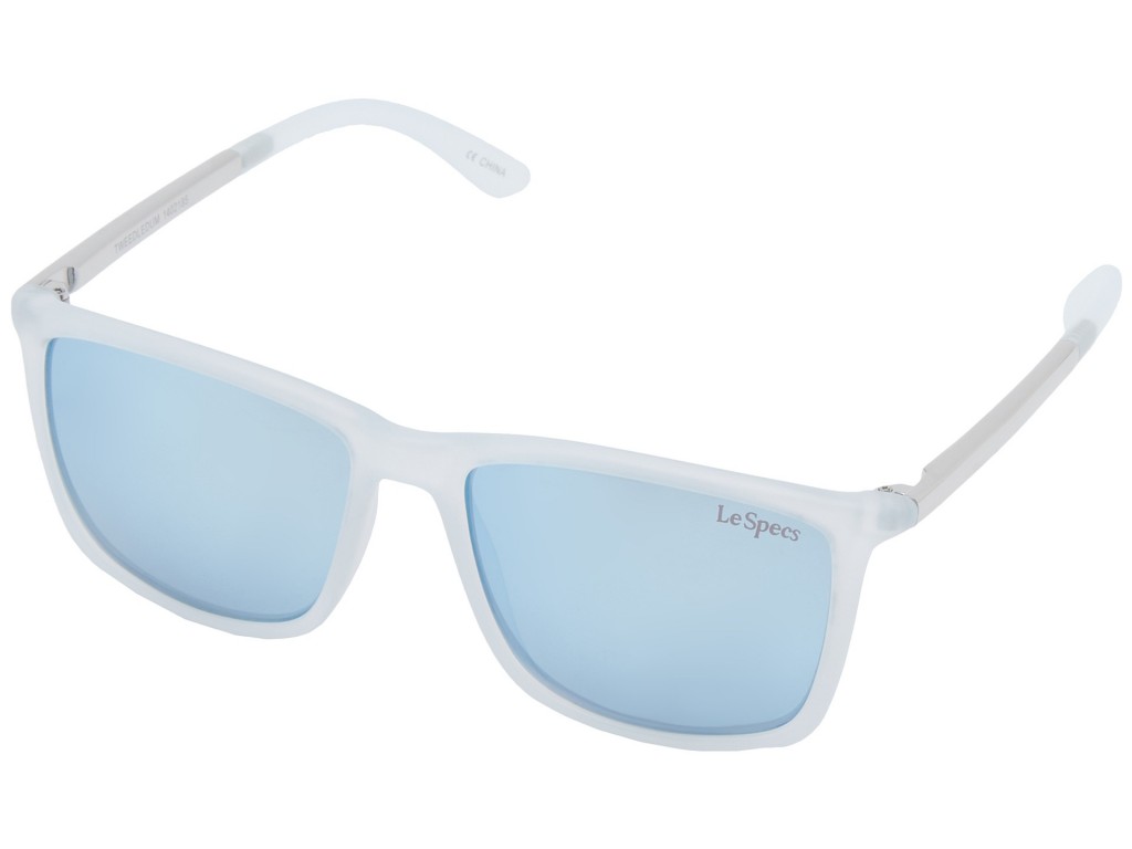 Total white εμφανίσεις στην παραλία: όλα όσα θα χρειαστείς-2