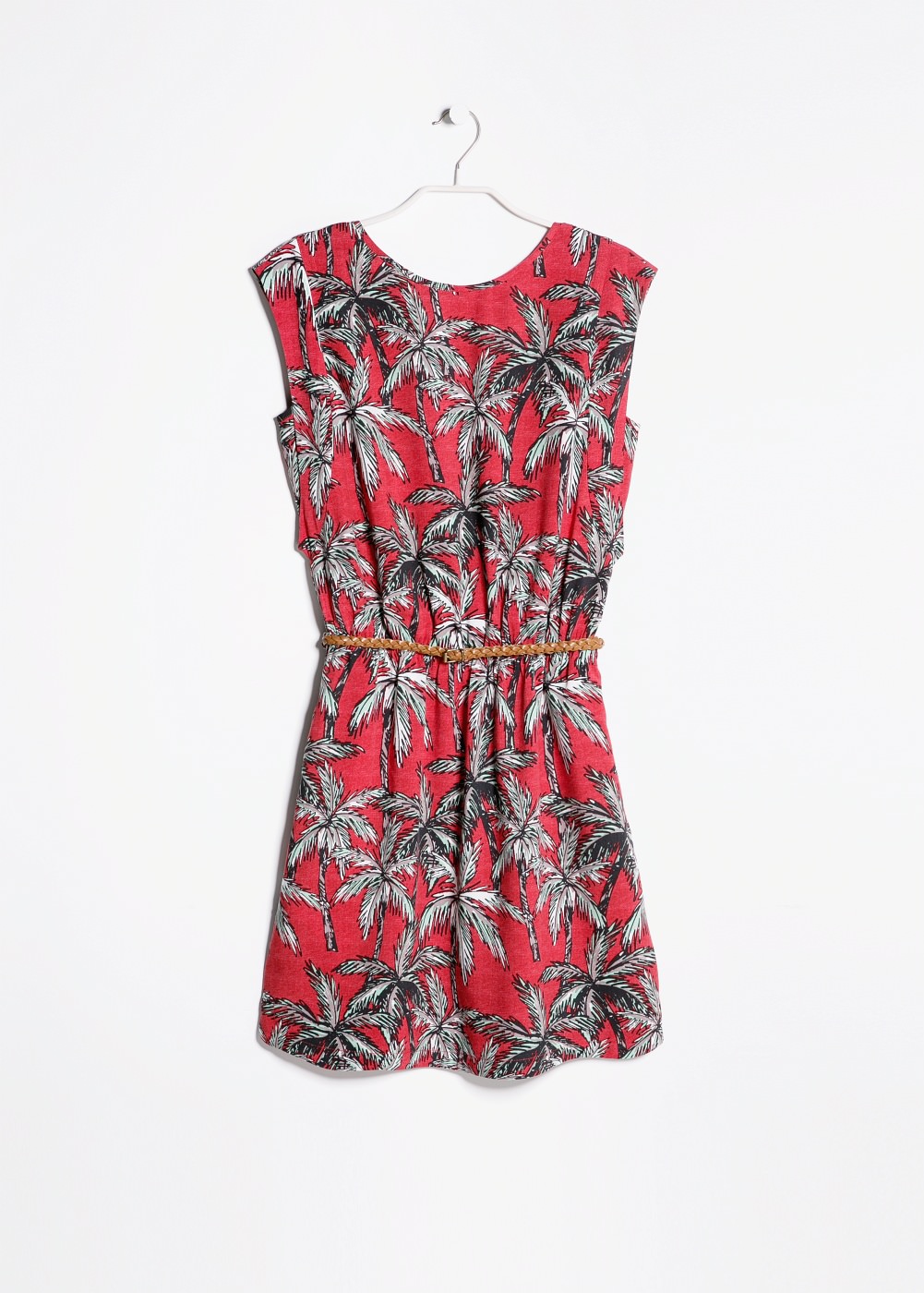 Τα μίνι φορέματα που θα απογειώσουν τις καλοκαιρινές σου εμφανίσεις-8