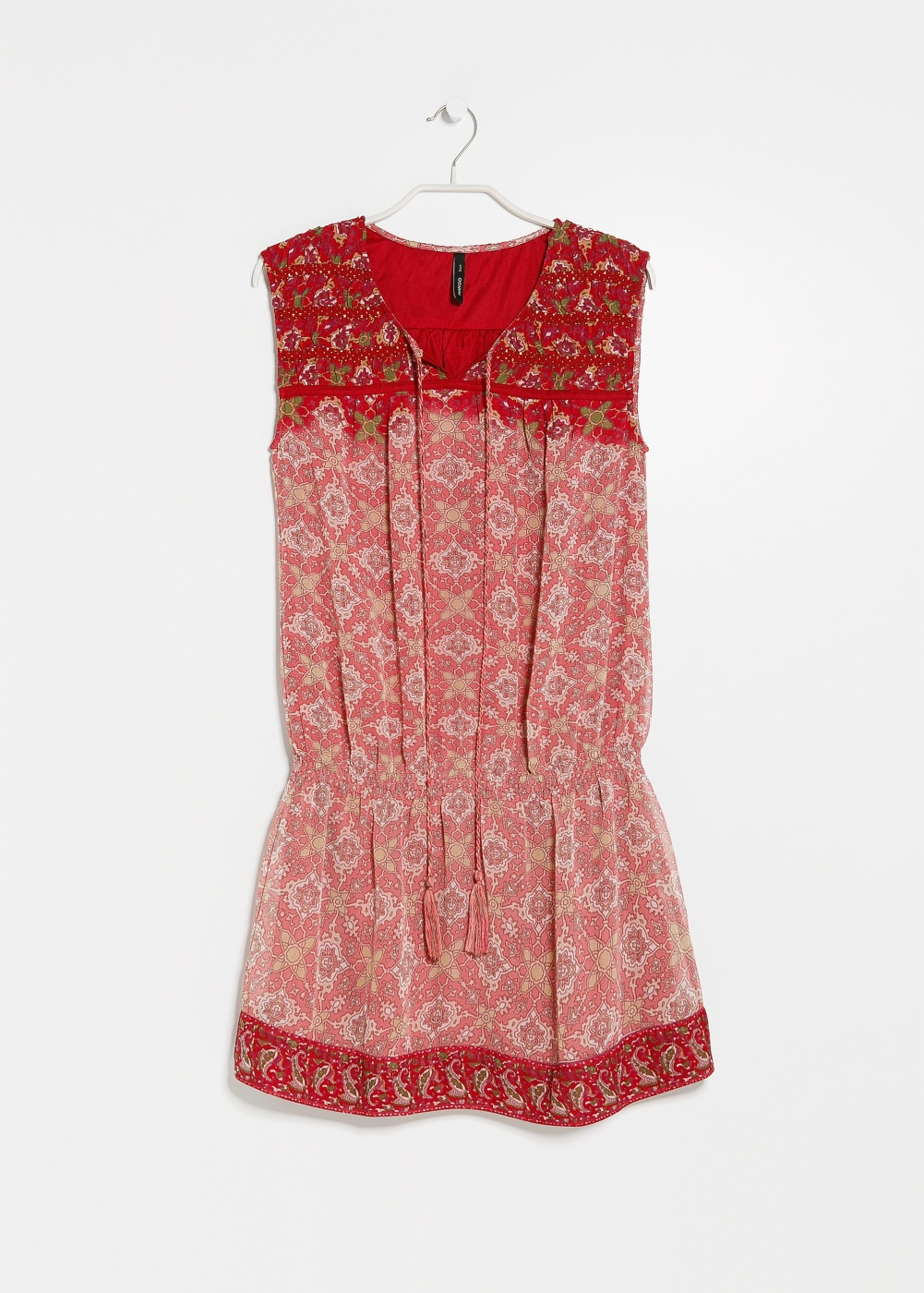 Τα μίνι φορέματα που θα απογειώσουν τις καλοκαιρινές σου εμφανίσεις-9