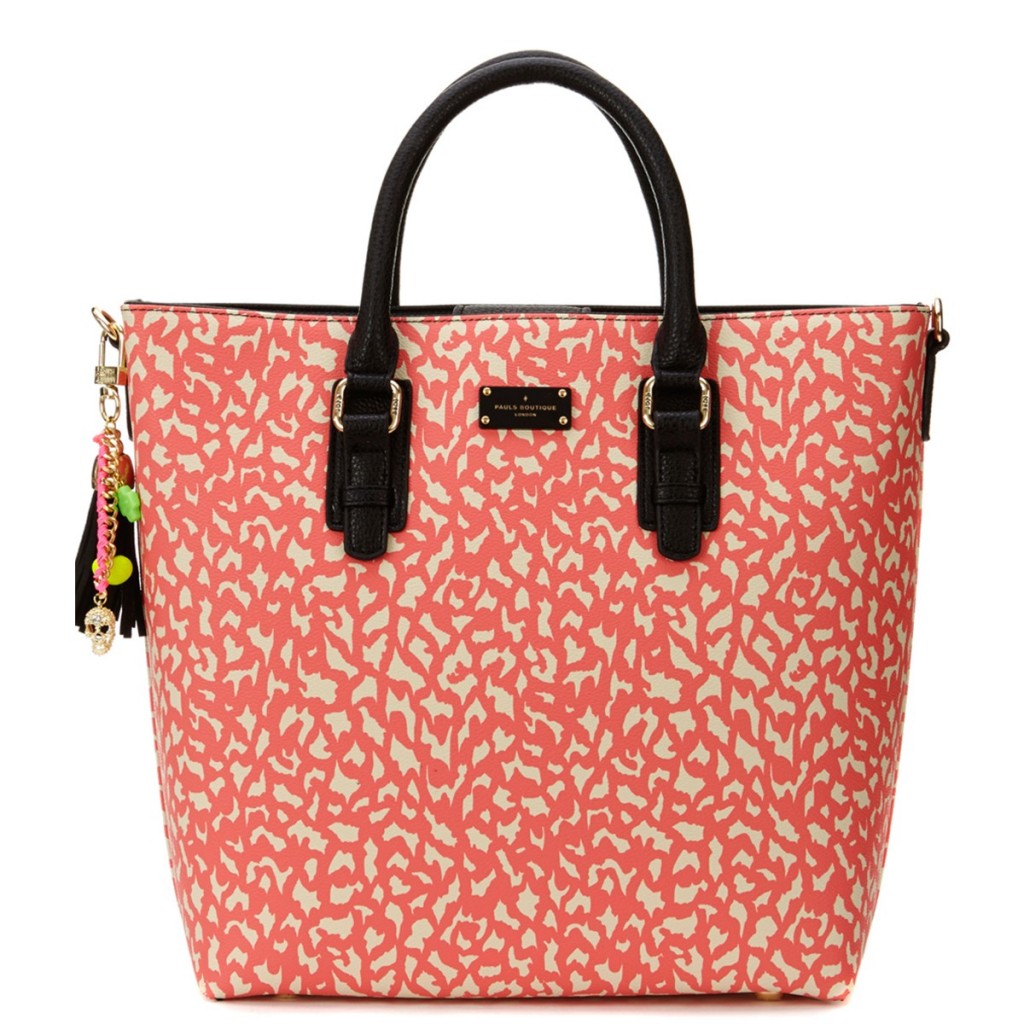 Κρατήστε μια άνετη και μοντέρα τσάντα χειρός στις καθημερινές σας εμφανίσεις-3