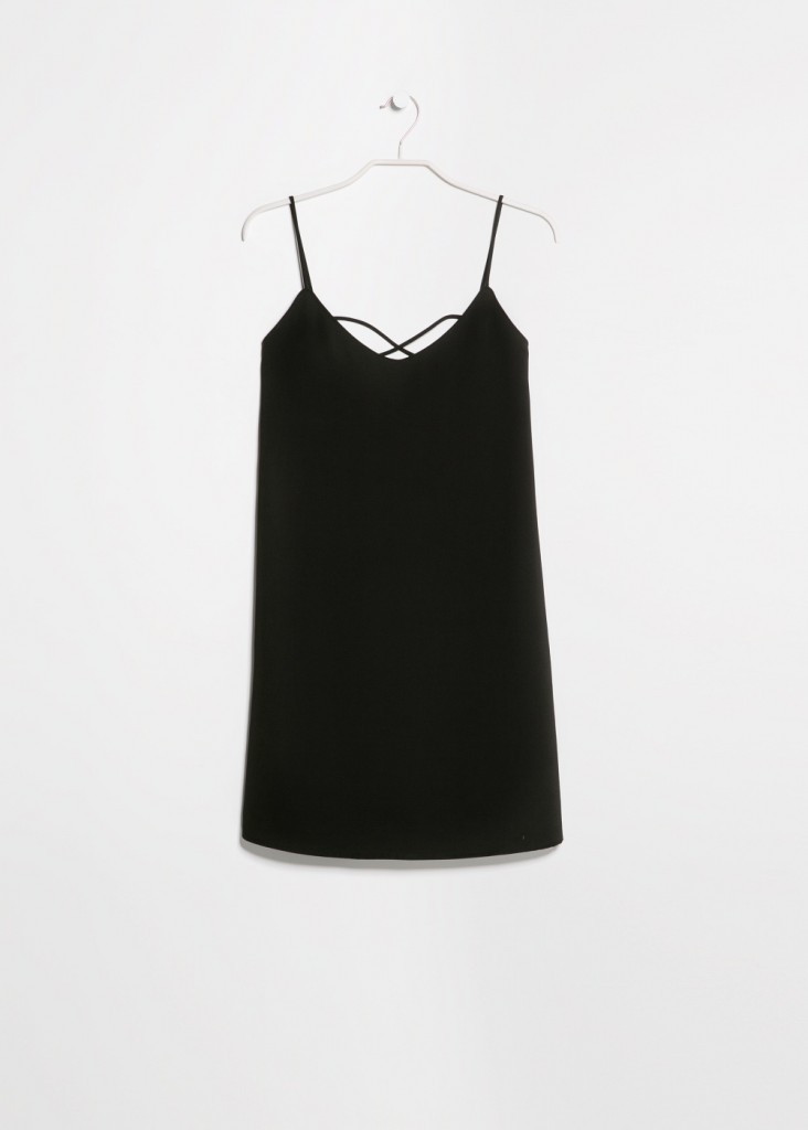 Total black outfit: γιατί το μαύρο είναι διαχρονικό-1