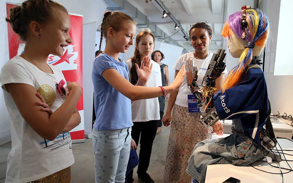 «Ρομποτική» πραγματικότητα-2