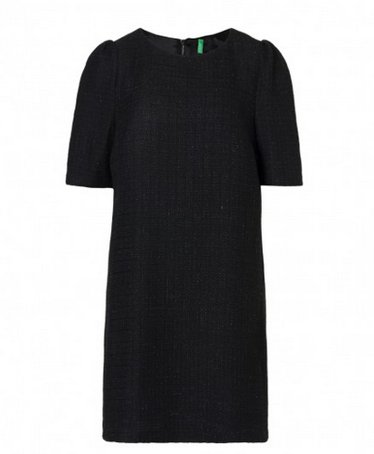 Μικρό μαύρο φόρεμα για κομψές εμφανίσεις-1