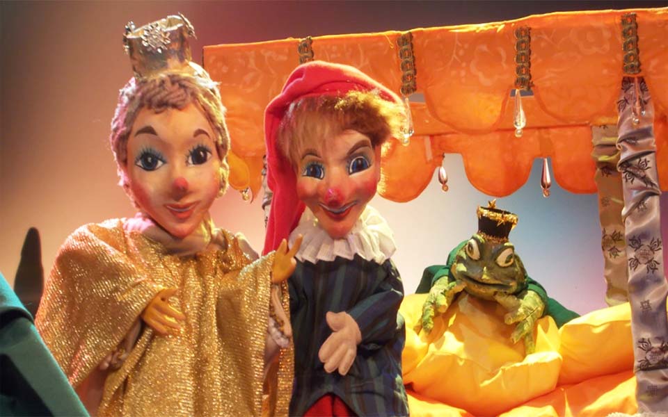 Προσκλήσεις για θέατρο και κινηματογράφο στους «Ερευνητές»-4