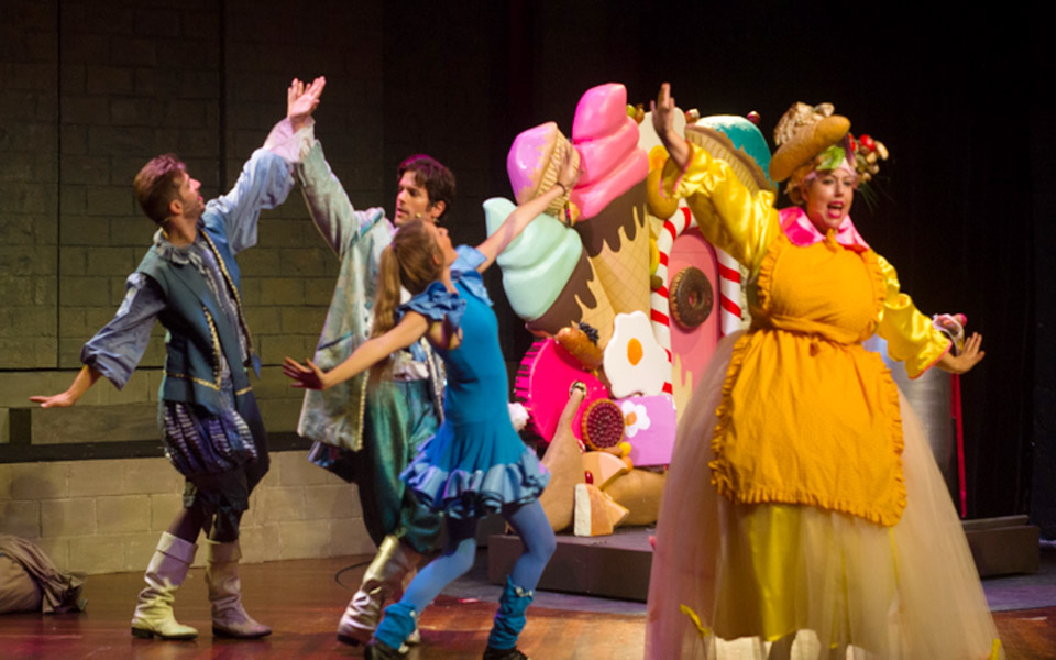 Κερδίστε προσκλήσεις για θέατρο-3