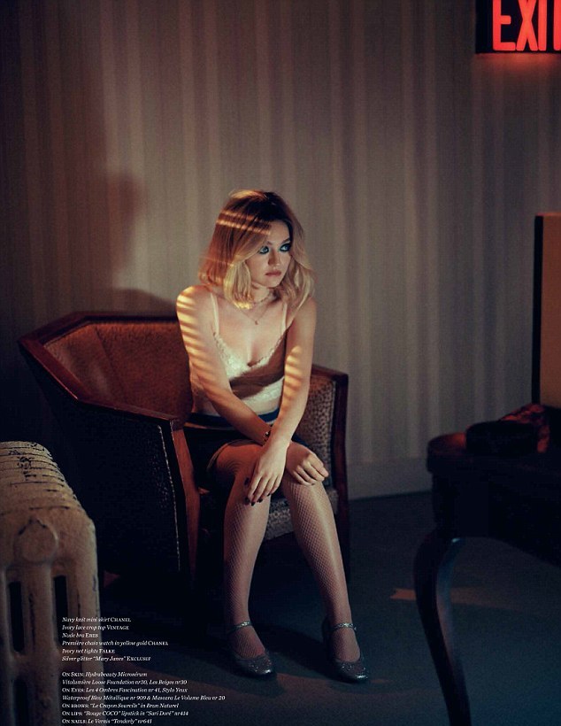 Dakota Fanning: Η μεταμόρφωση της σε σειρήνα του Hollywood-1