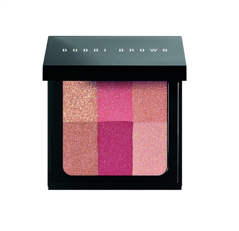 Ζεστές πινελιές: Τα νέα ρουζ που διεκδικούν θέση στο νεσεσέρ μας-14