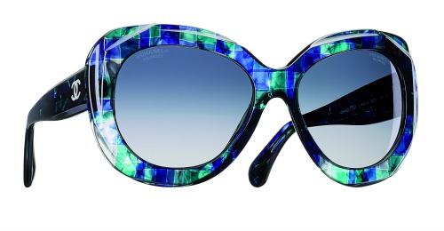 Χάρμα οφθαλμών: Τα πιο στιλάτα γυαλιά ηλίου της σεζόν-5