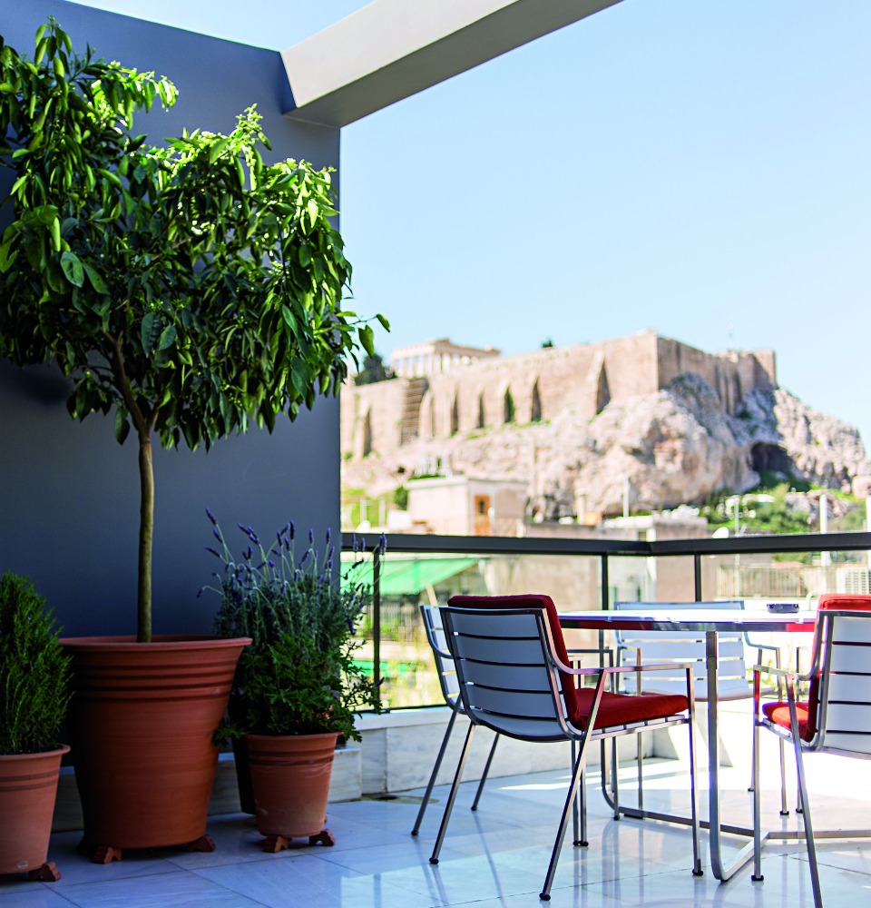 Πρώτη Εμφάνιση-2