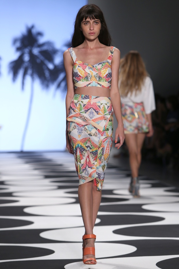 Crop top: Πως θα συνδυάσετε την απόλυτη τάση του καλοκαιριού-1