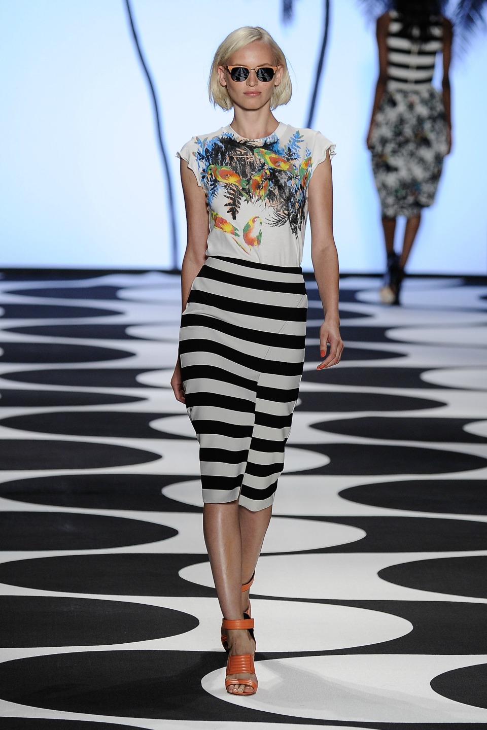 Printed tops για κομψές καλοκαιρινές εμφανίσεις-1