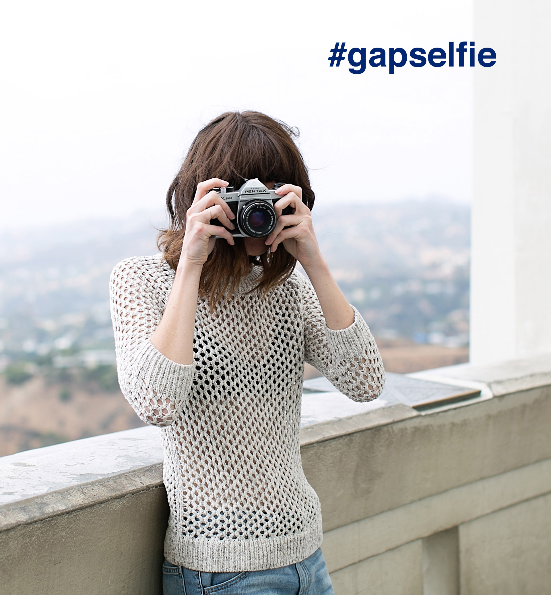 Πόσα ρούχα μπορείς να χωρέσεις σε μια φωτογραφία;-1