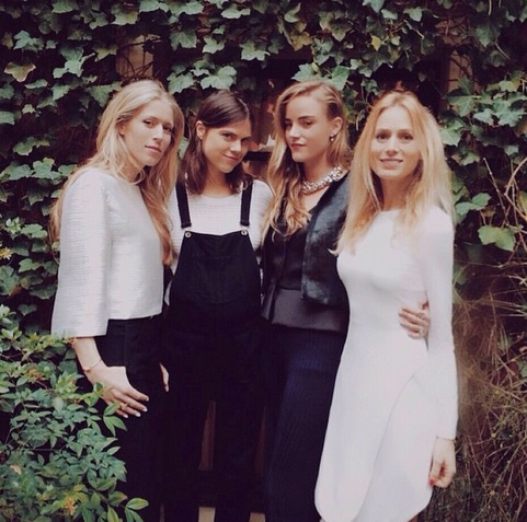 Τα κορίτσια του Galvan-1