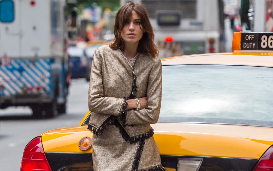 Alexa Chung: Μια μοντέρνα σταχτοπούτα-1