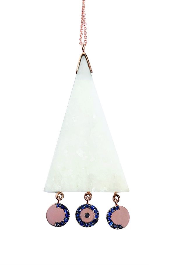 Σύρος: Any Given Moment-10