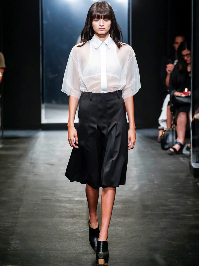 H Vera Wang εμπνέεται από την Catherine Deneuve-2