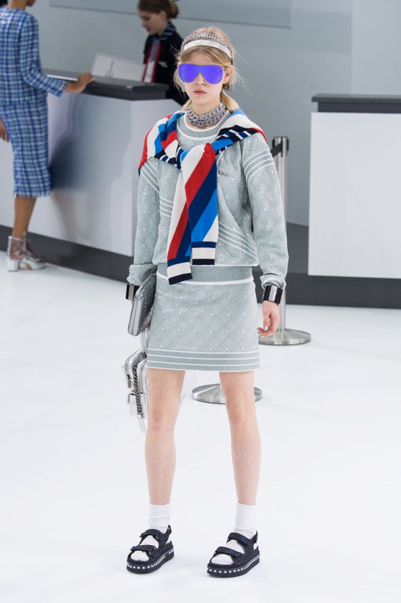 Karl Lagerfeld: Γιατί δεν θα αποχωρίσει ποτέ από τον οίκο Chanel-2