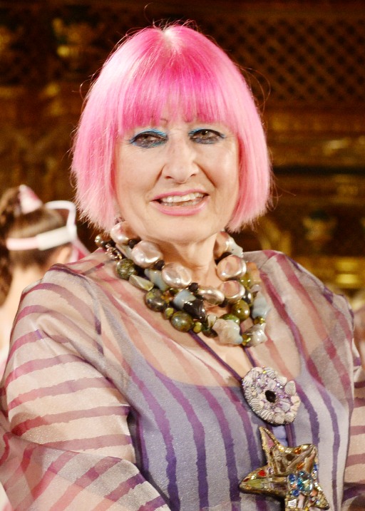 Zandra Rhodes: «Η μόδα έχει χάσει την επαφή της με την τέχνη»-1