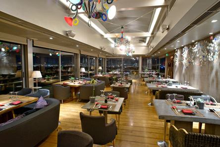 Το St’Astra rooftop restaurant-bar άνοιξε πάλι για τη χειμερινή σεζόν-1