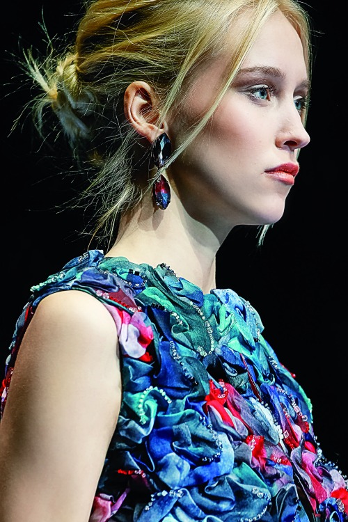 Ποιος φοβάται το σινιόν-4