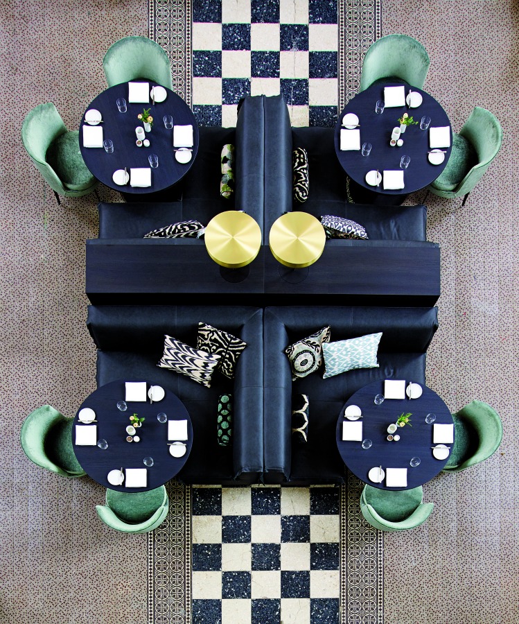 Με ένα πιρούνι-2