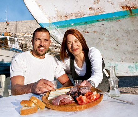 Τηνιακά αλλαντικά χωρίs συντηρητικά-1